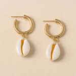 Boucles d'oreilles coquillage dorées